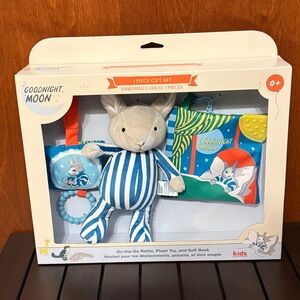 New KIDS PREFERRED Good Night Moon - 3 Piece Gift Set